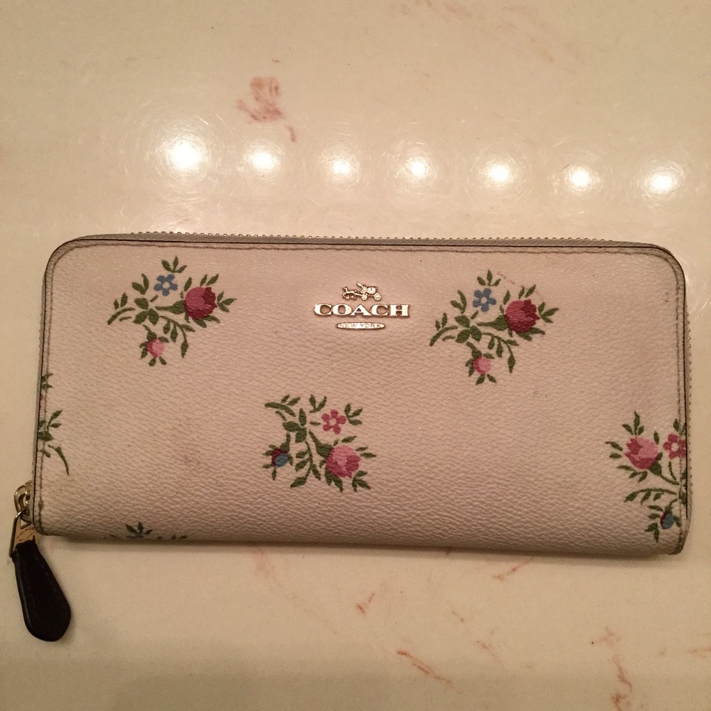 Coach wallet